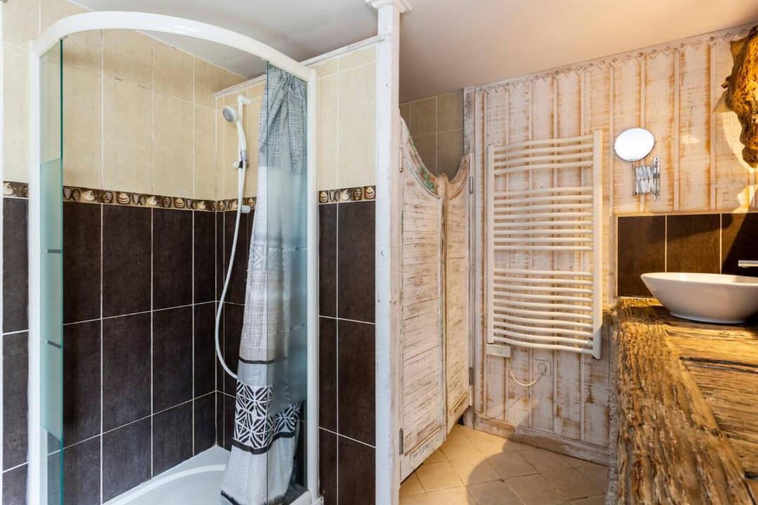Photo of Bathroom in Cap-Ferret