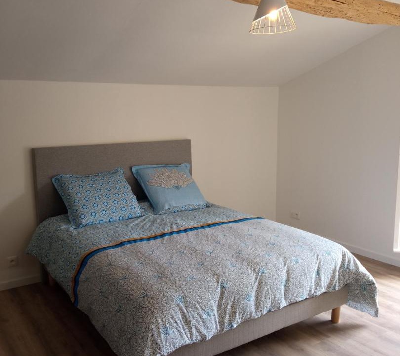 Photo of Bedroom in Lesparre-Medoc