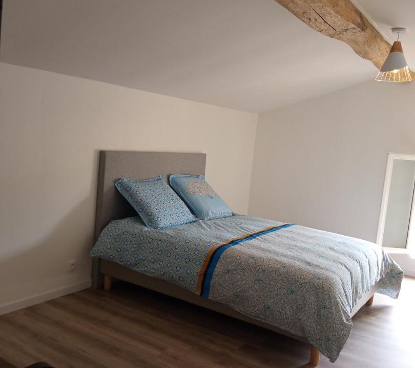 Photo of Bedroom in Lesparre-Medoc