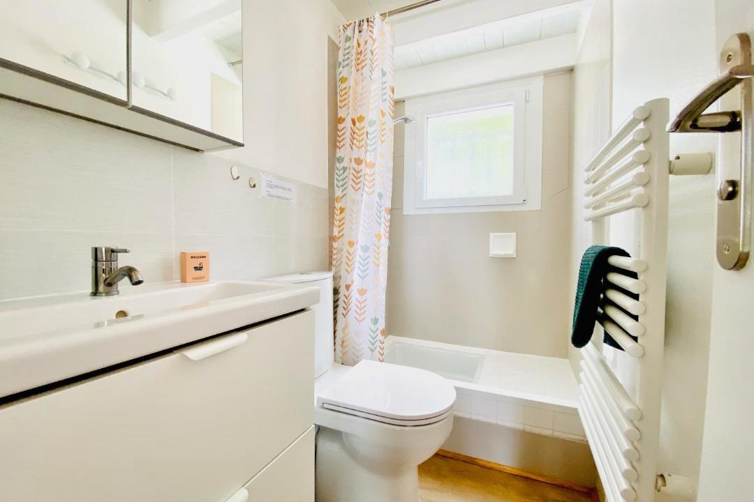 Photo of Bathroom in Medis