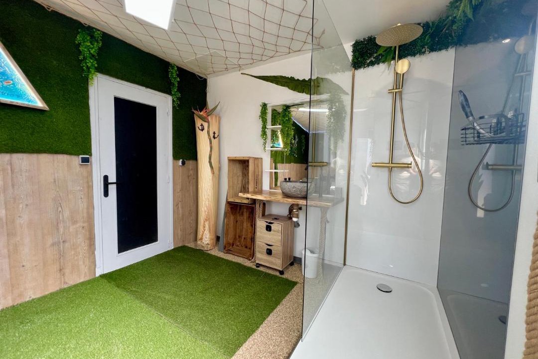 Photo of Bathroom in Chasseneuil-du-Poitou