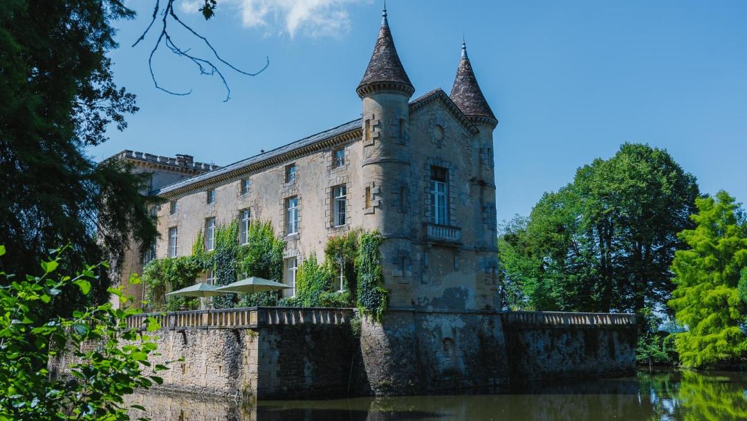 Photo of Buildings in Saint-Sulpice-et-Cameyrac
