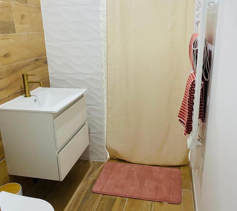 Photo of Bathroom in Royan