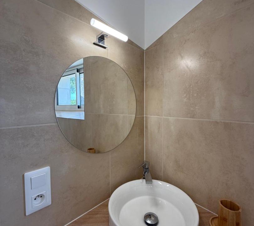 Photo of Bathroom in Varzay