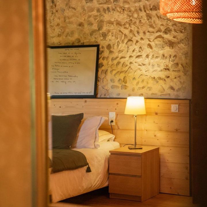 Photo of Bedroom in Violes