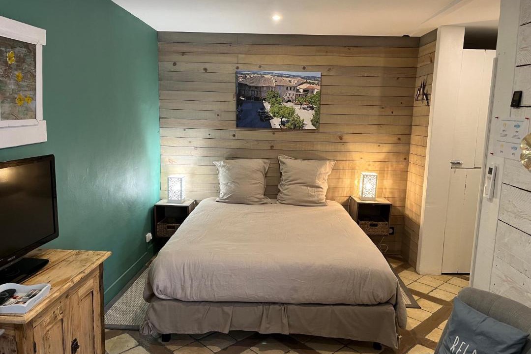 Photo of Bedroom in Monflanquin