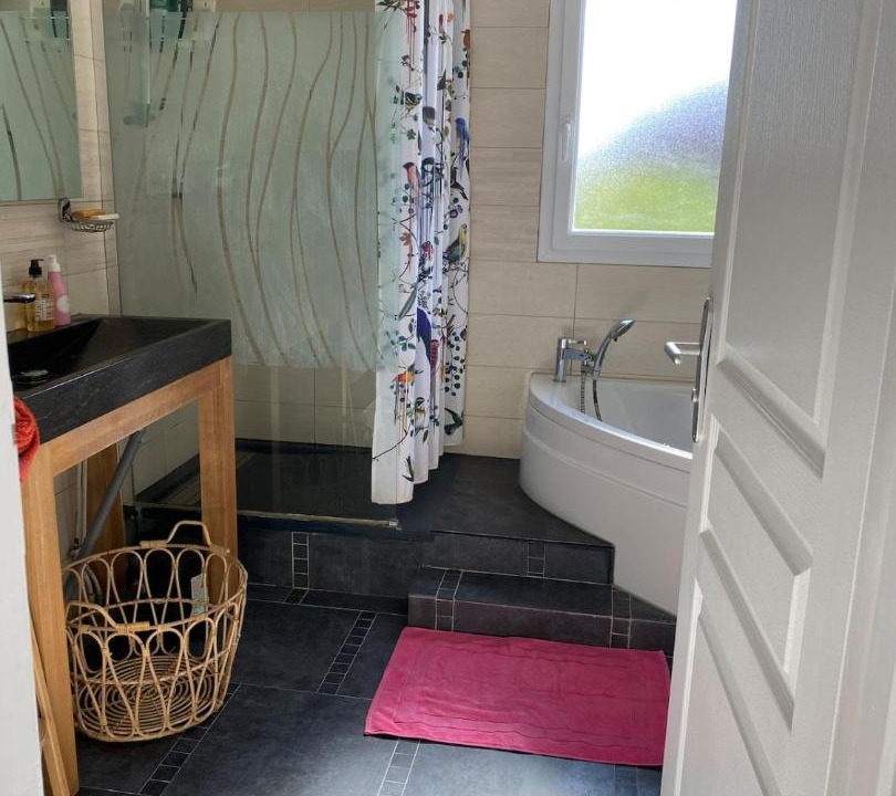 Photo of Bathroom in Chasseneuil-du-Poitou