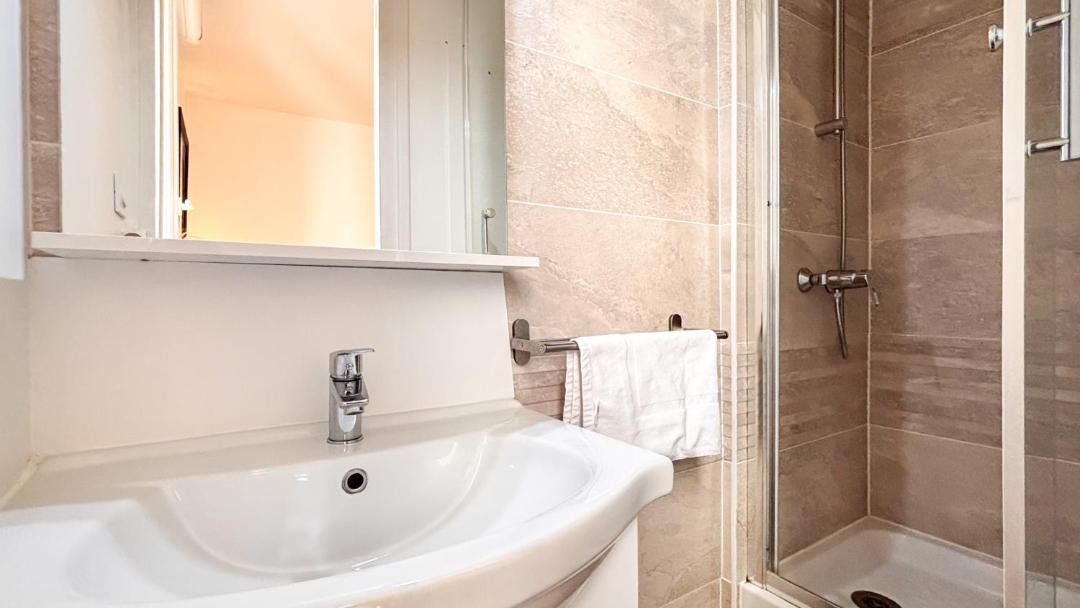 Photo of Bathroom in Capucins - Victoire