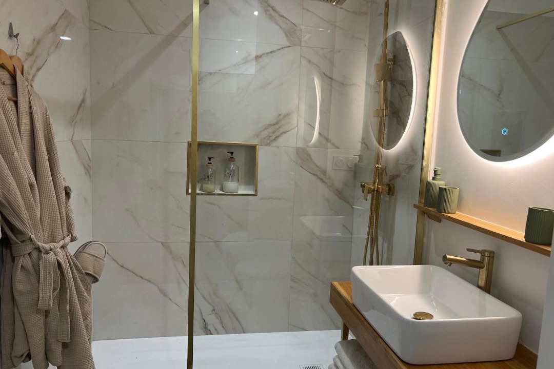 Photo of Bathroom in Saint-Christoly-Medoc