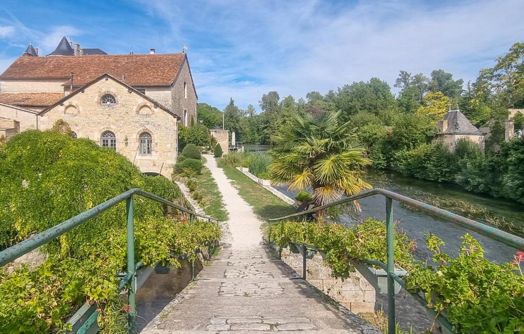 Photo of Others in Verteuil-sur-Charente