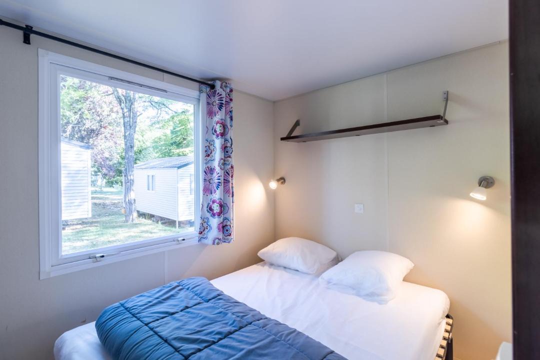 Photo of Bedroom in Saint-Pompont