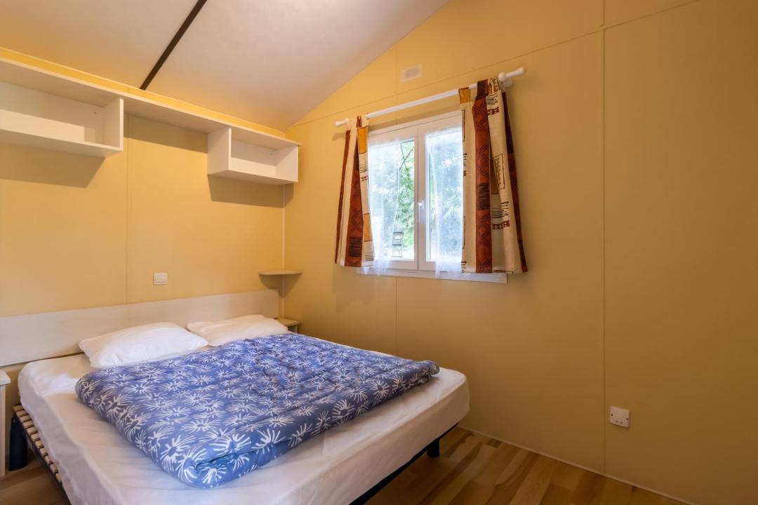 Photo of Bedroom in Saint-Pompont