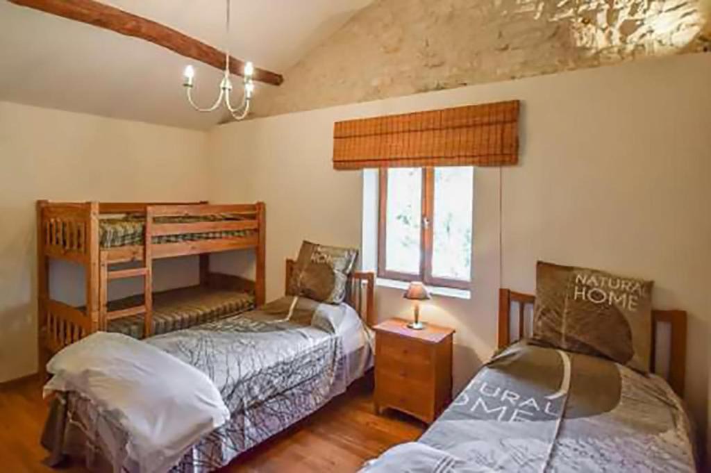 Photo of Bedroom in Brux