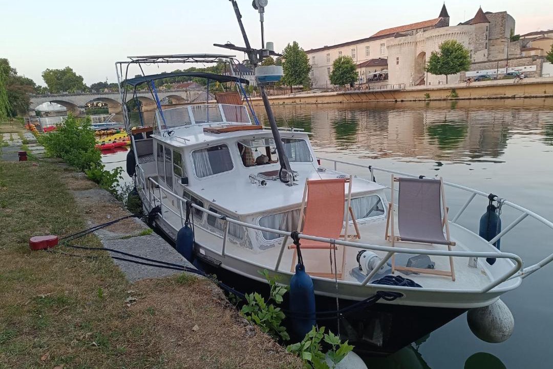 Photo of Others in Cognac
