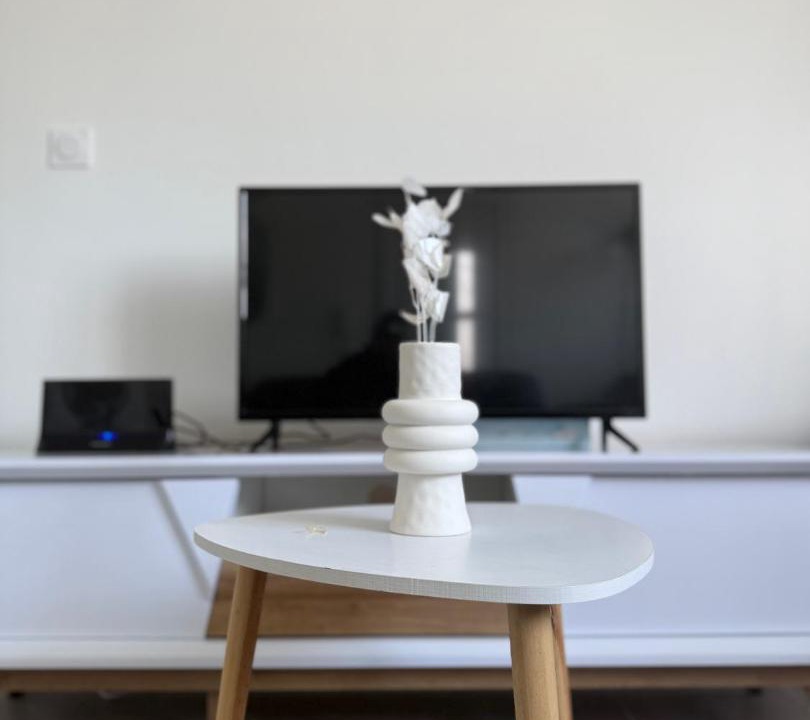 Photo of Livingroom in Carbon-Blanc