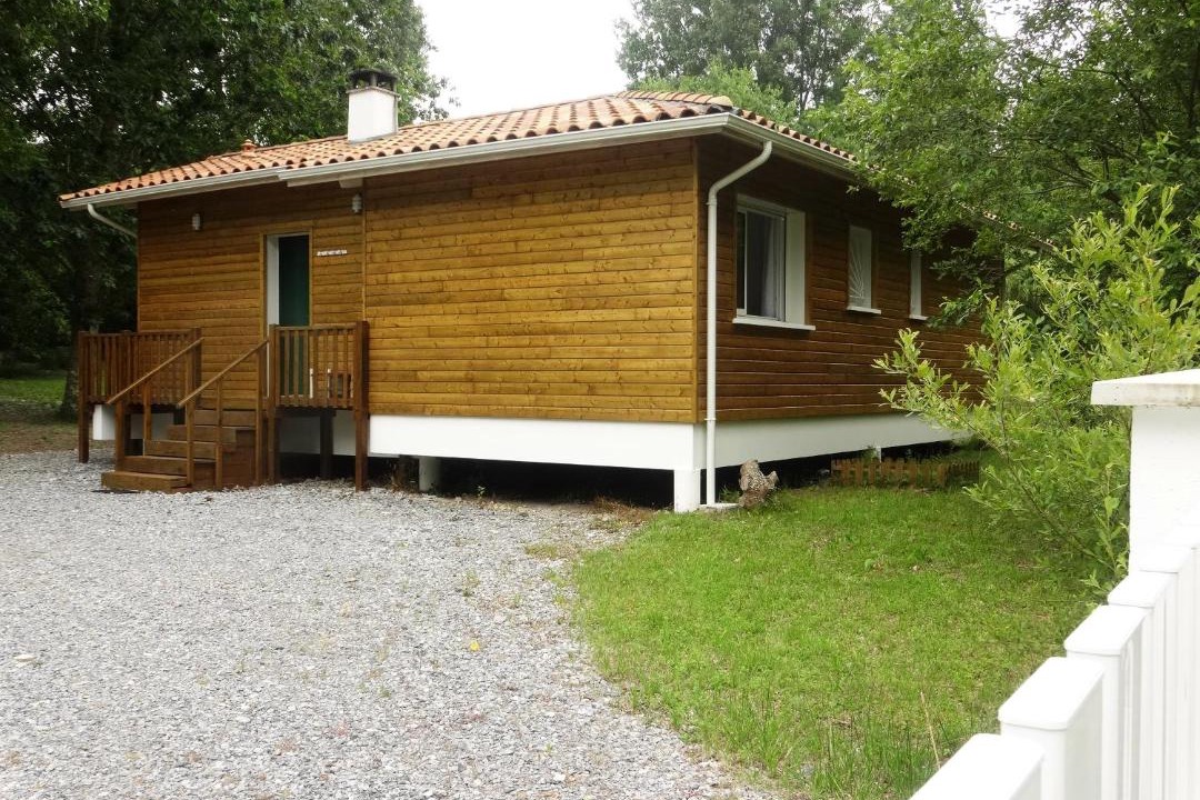 Photo of Buildings in Castets
