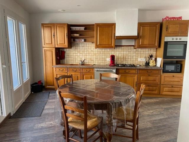 Photo of Kitchen in Saint-Pierre-de-Maille
