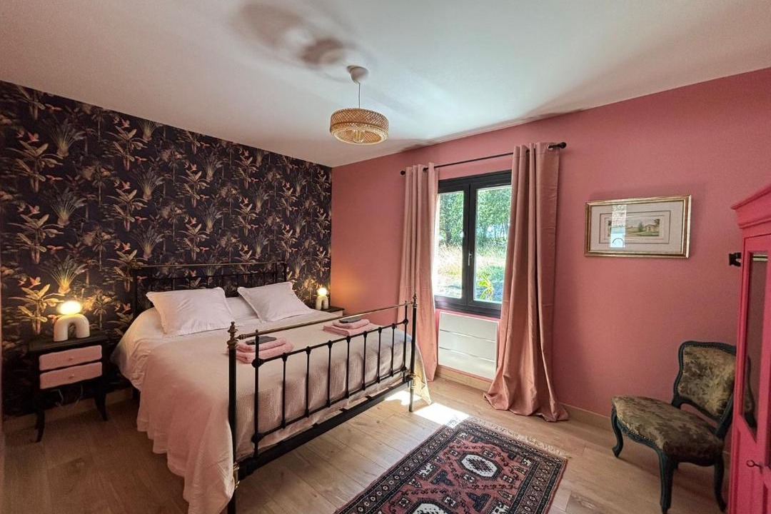Photo of Bedroom in Saint-Yzans-de-Medoc
