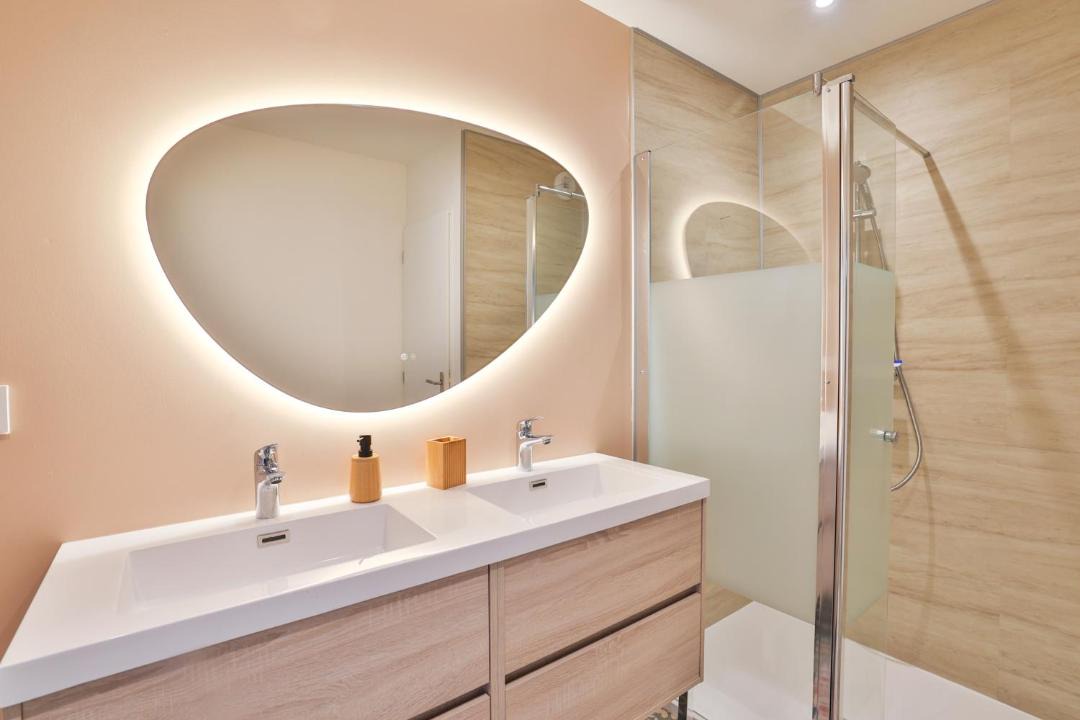 Photo of Bathroom in Cognac