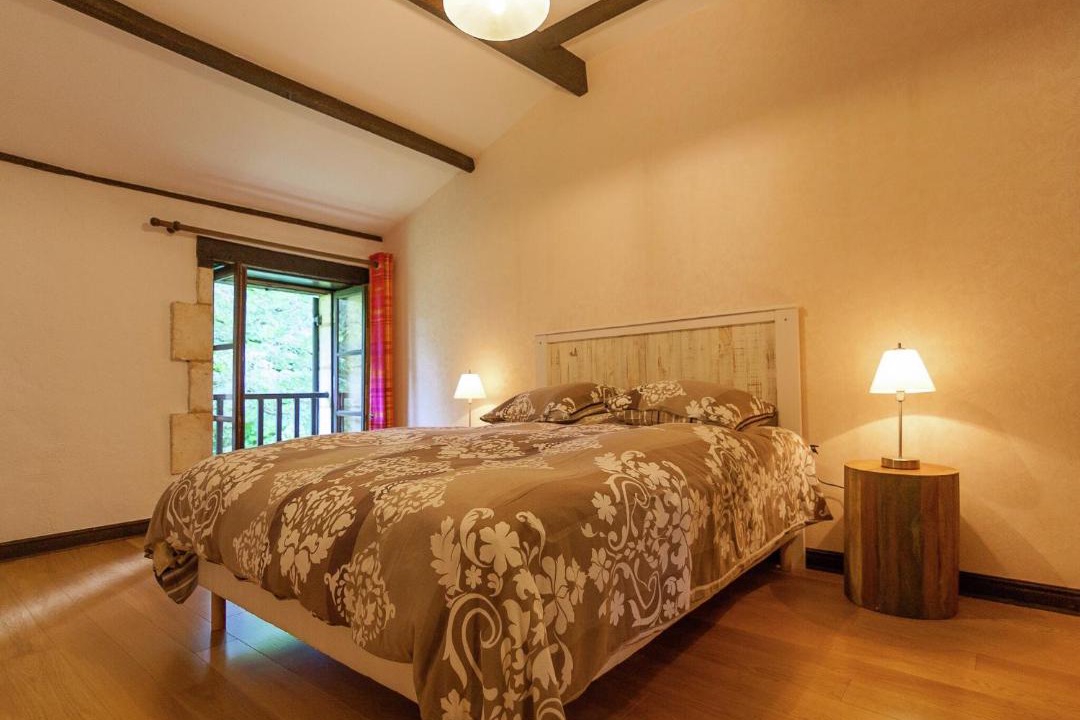 Photo of Bedroom in Nantheuil