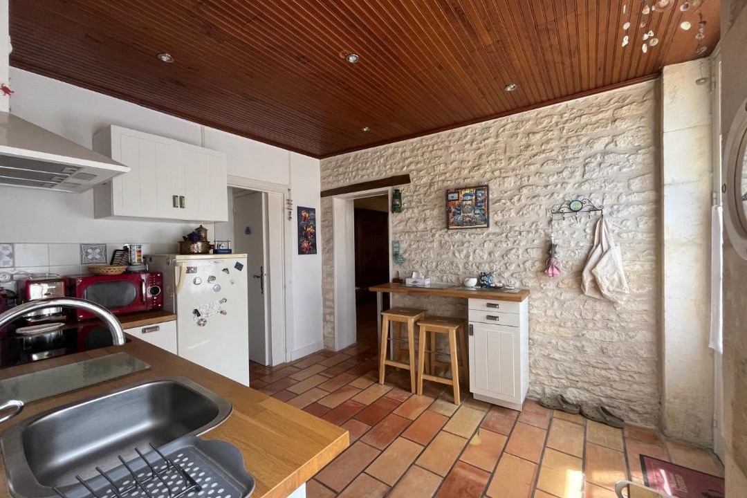 Photo of Kitchen in Domino
