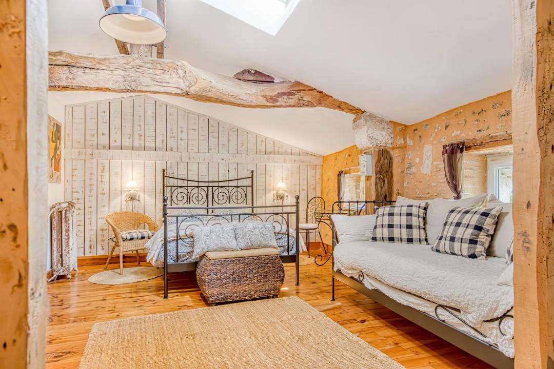 Photo of Bedroom in Noaillan