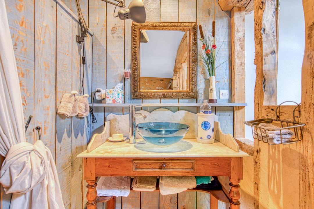 Photo of Bathroom in Noaillan