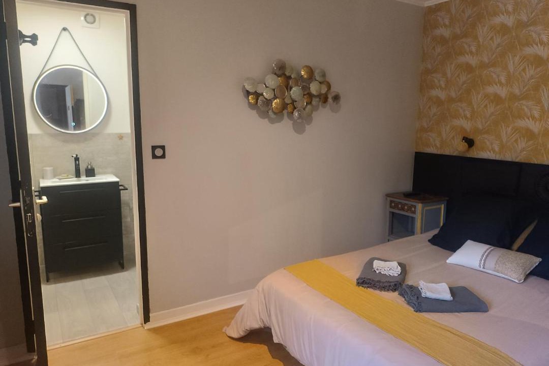 Photo of Bedroom in Journiac