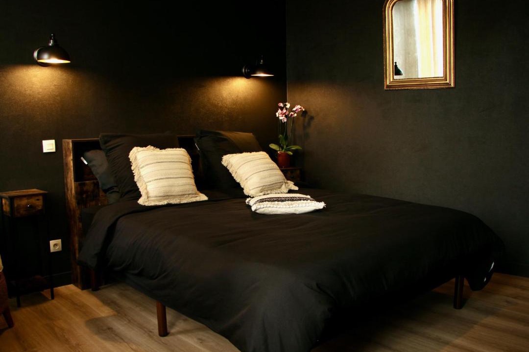 Photo of Bedroom in Benevent L Abbaye