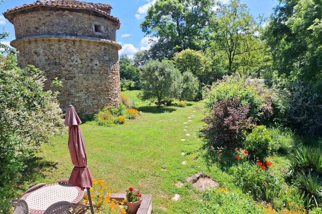 Photo of Others in Montbron