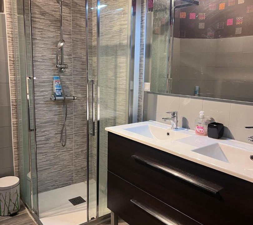 Photo of Bathroom in Cognac