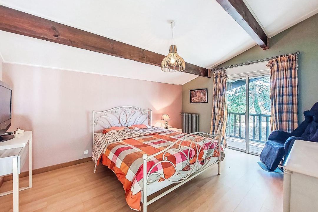 Photo of Bedroom in Saint-Pandelon
