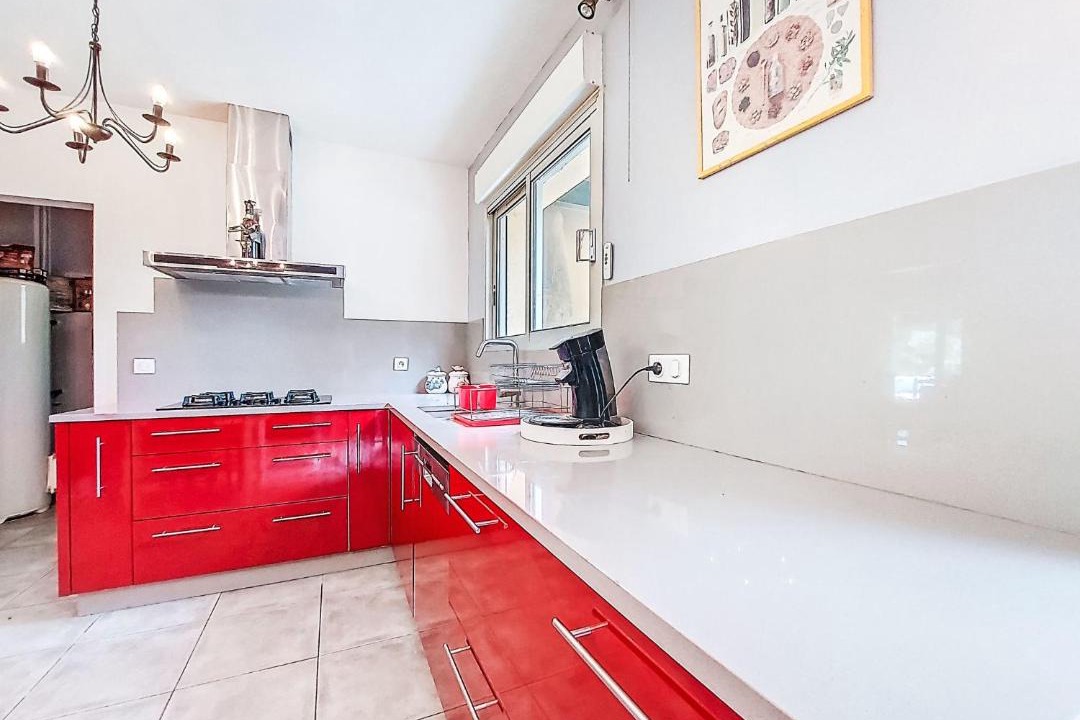 Photo of Kitchen in Saint-Pandelon