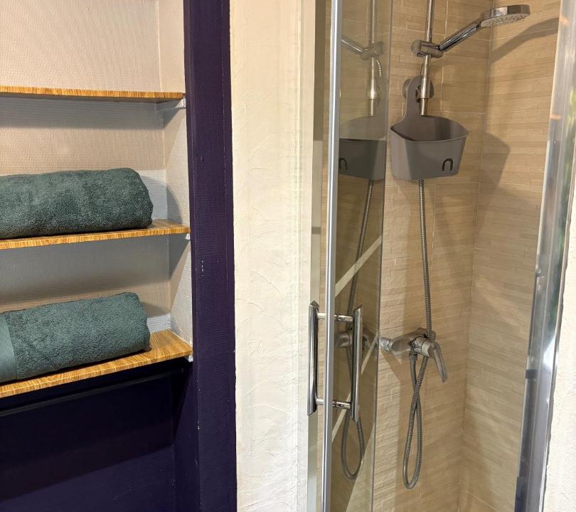 Photo of Bathroom in Jaunay-Clan