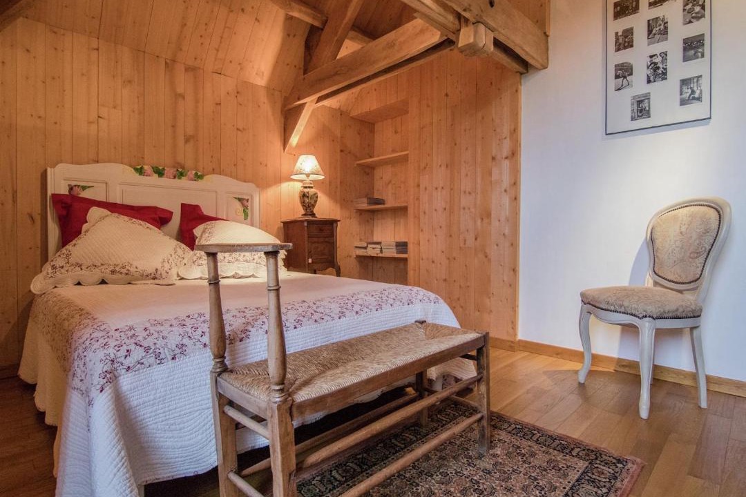 Photo of Bedroom in Saint-Bonnet-la-Riviere
