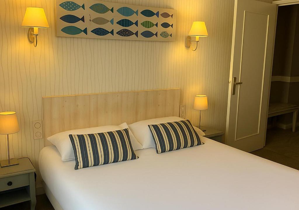 Photo of Bedroom in Saintes