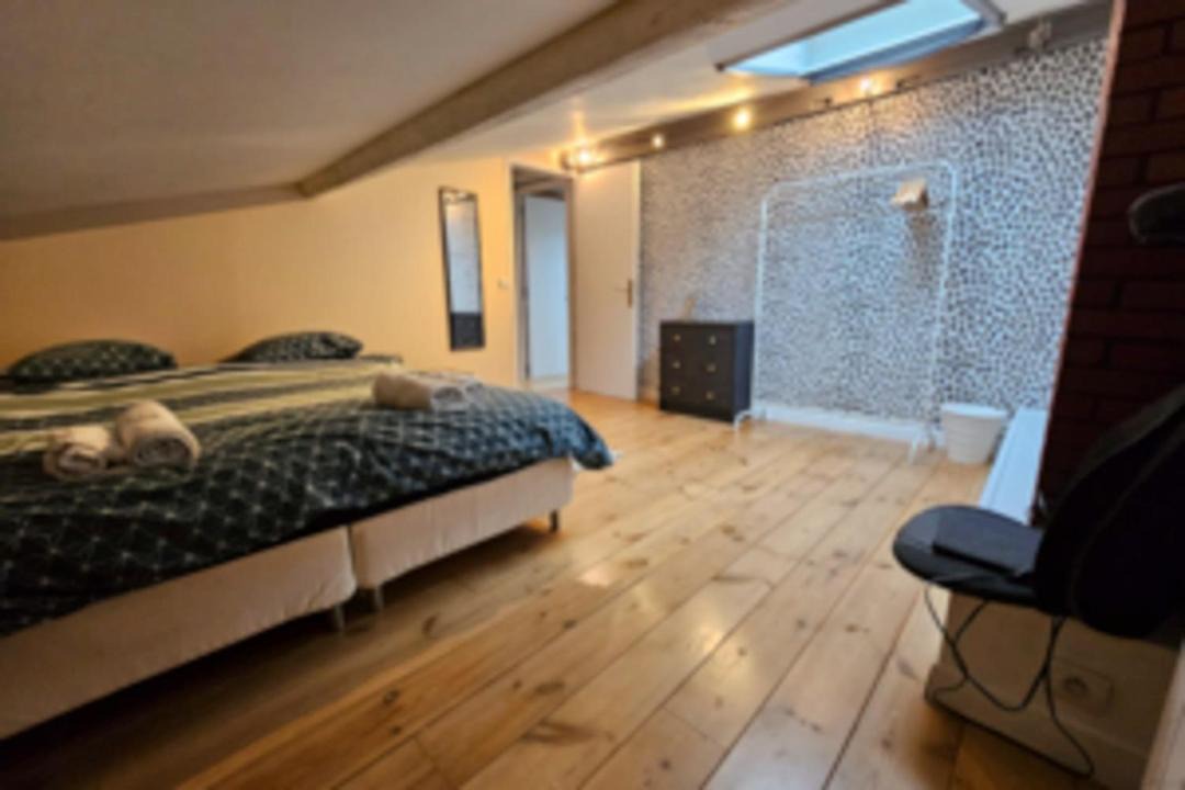 Photo of Bedroom in Lormont