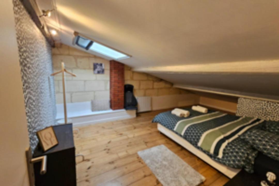 Photo of Bedroom in Lormont