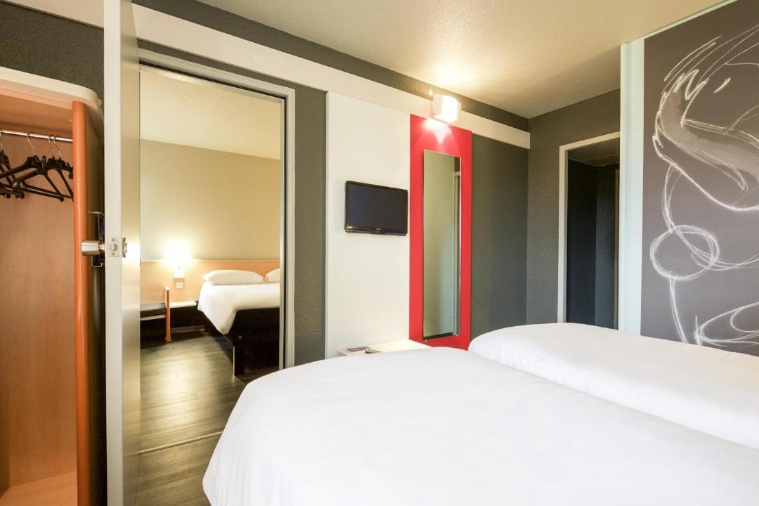 Photo of Bedroom in Lons