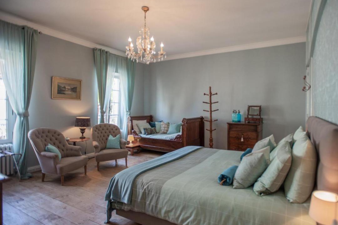 Photo of Bedroom in Bonnes