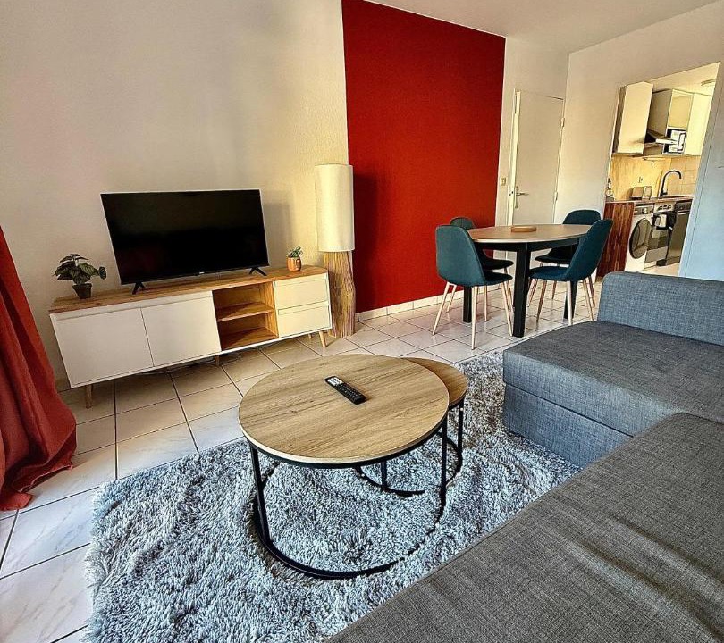 Photo of Livingroom in Begles