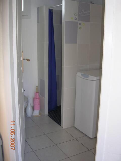Photo of Bathroom in Tosse