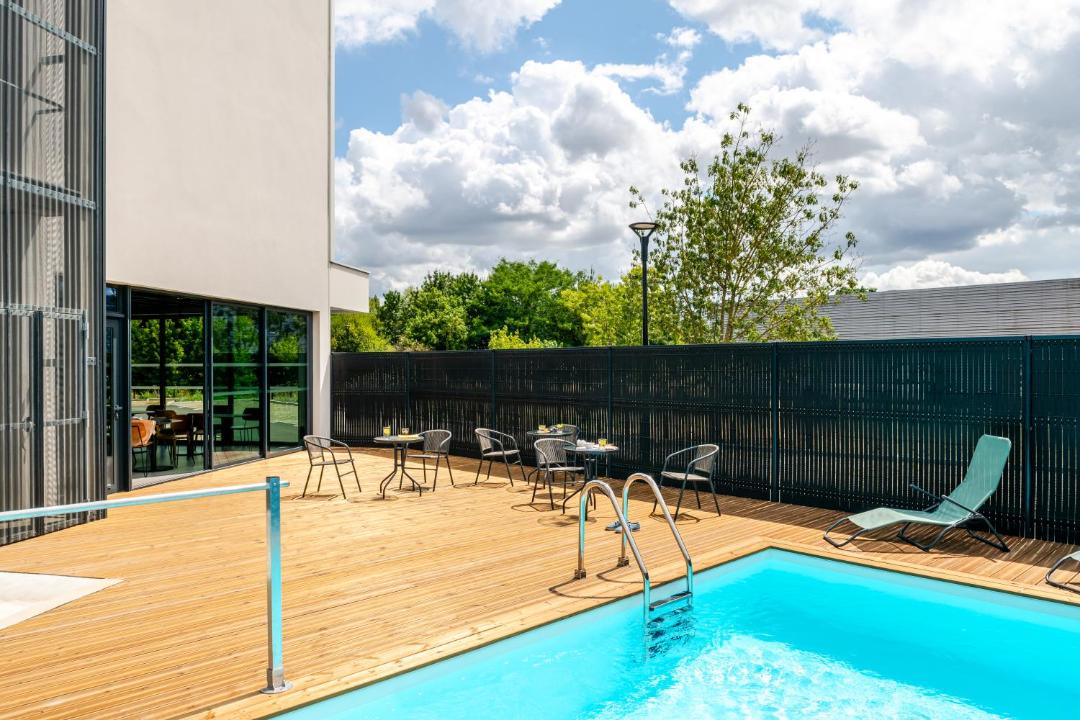 Photo of Patio Balcony in Carbon-Blanc
