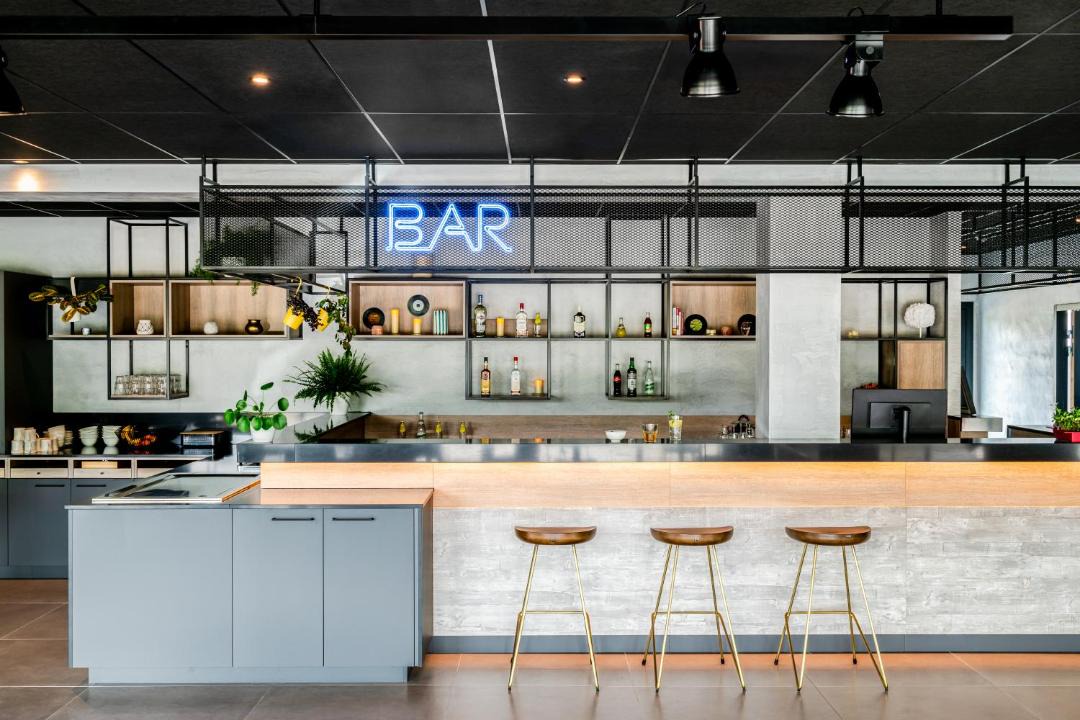 Photo of Kitchen in Carbon-Blanc