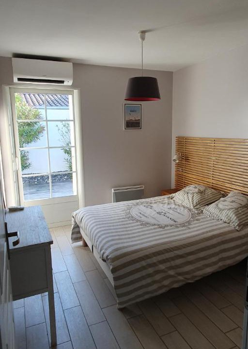 Photo of Bedroom in Le Chateau-d'Oleron