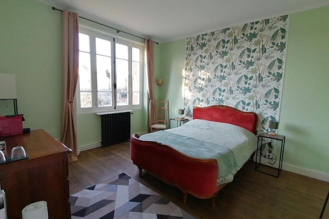 Photo of Bedroom in Chalus
