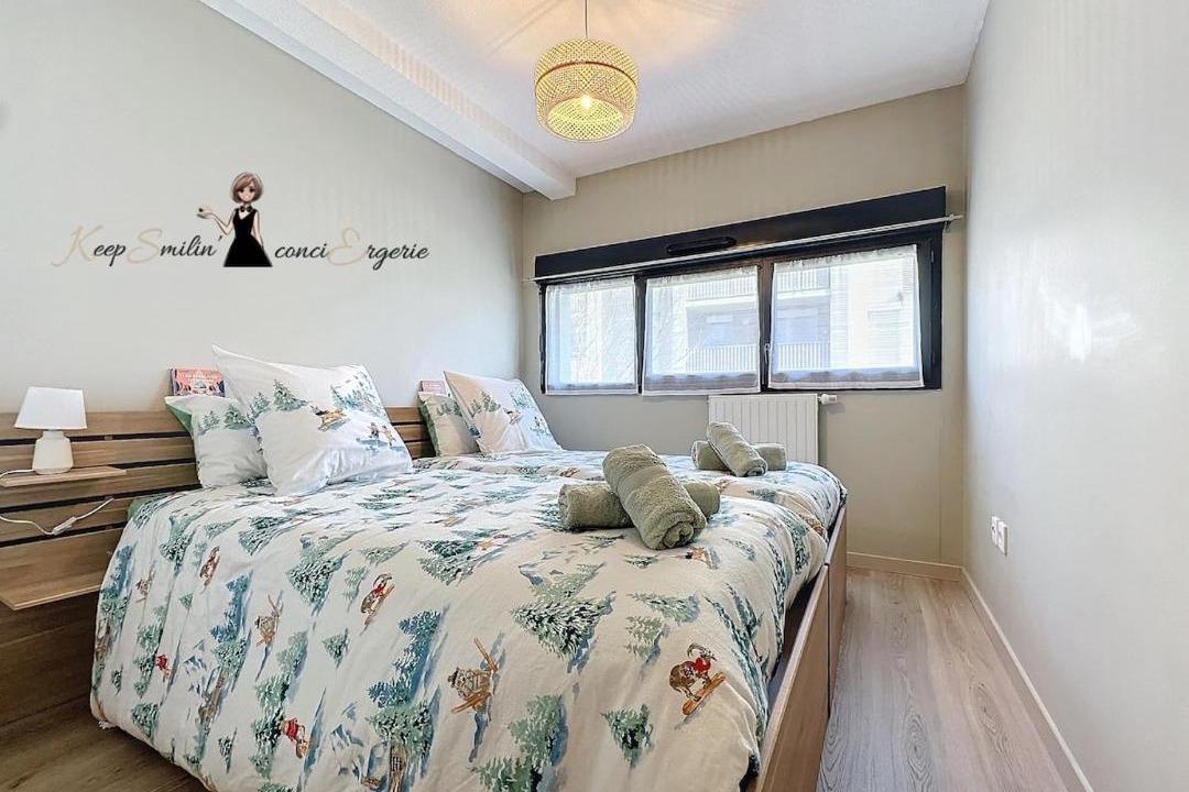 Photo of Bedroom in Lons