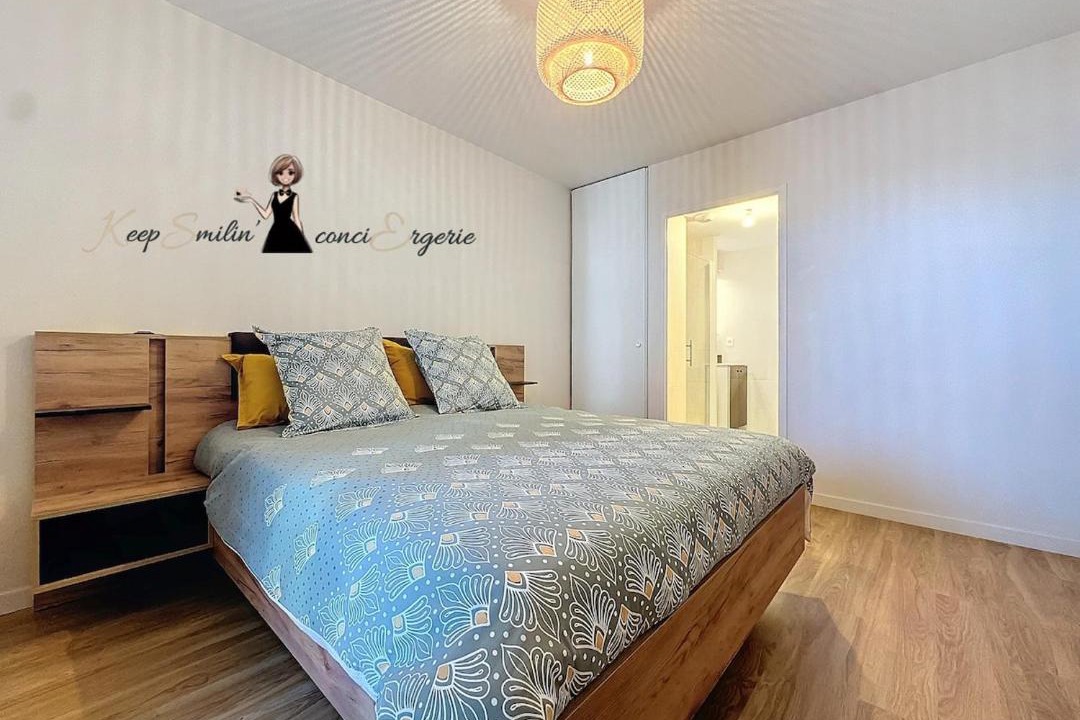 Photo of Bedroom in Lons