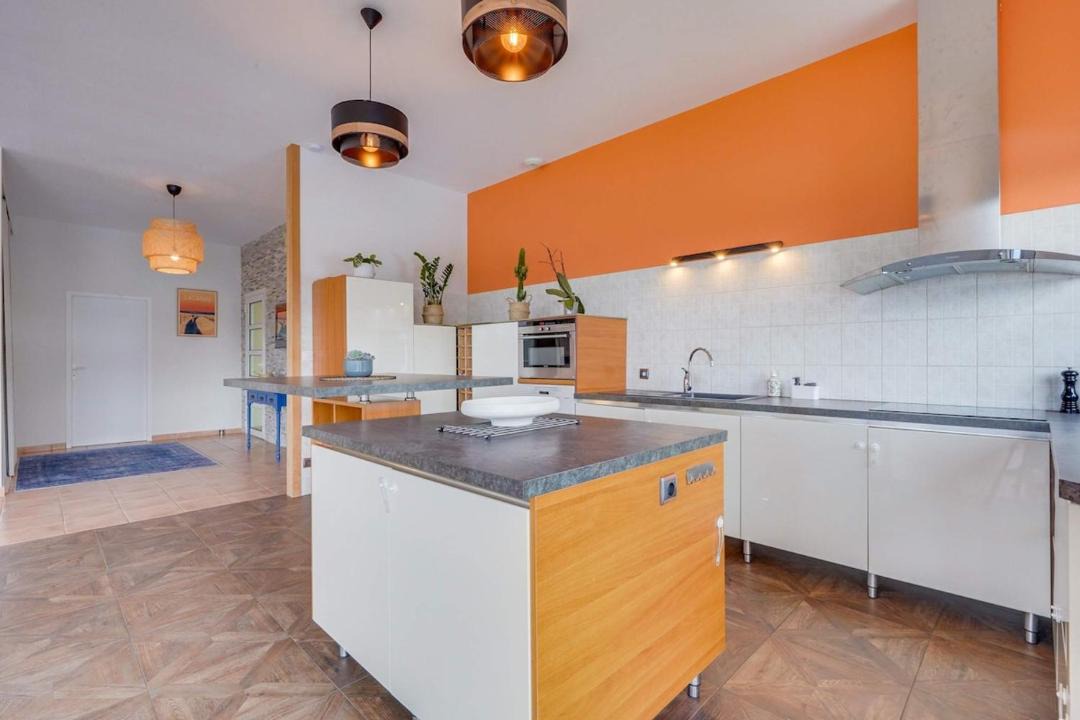 Photo of Kitchen in Camblanes-et-Meynac