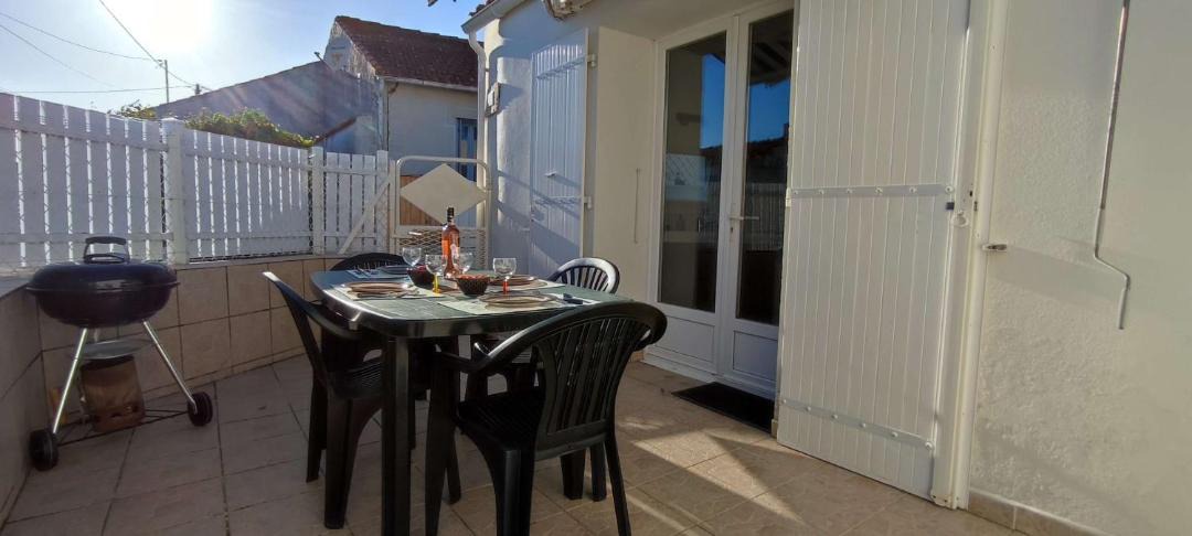 Photo of Patio Balcony in La Bree-les-Bains